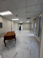 4280 Tamiami Trl E, Naples, FL for lease Building Photo- Image 2 of 8