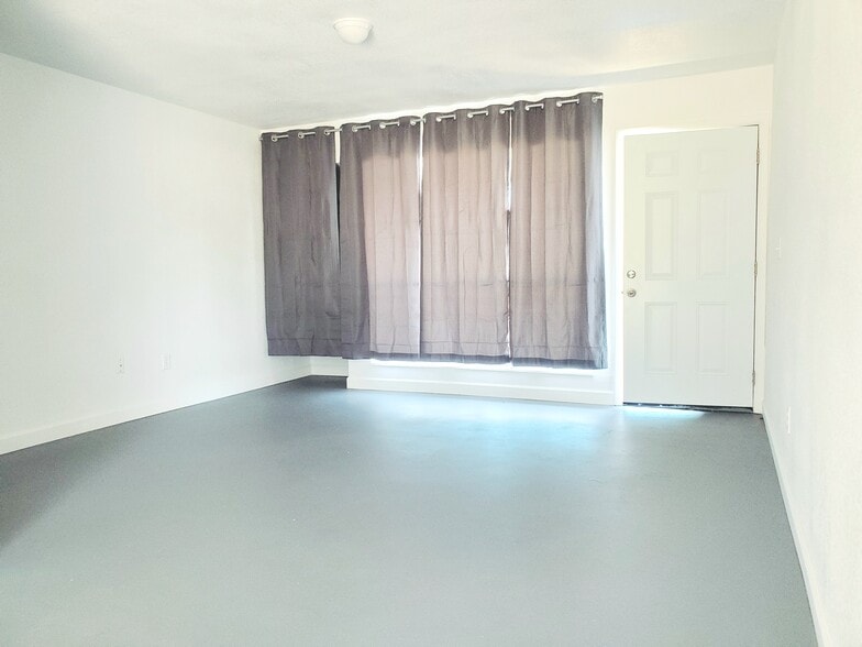 1032 Mullins, Magnolia, AR for sale - Building Photo - Image 2 of 5