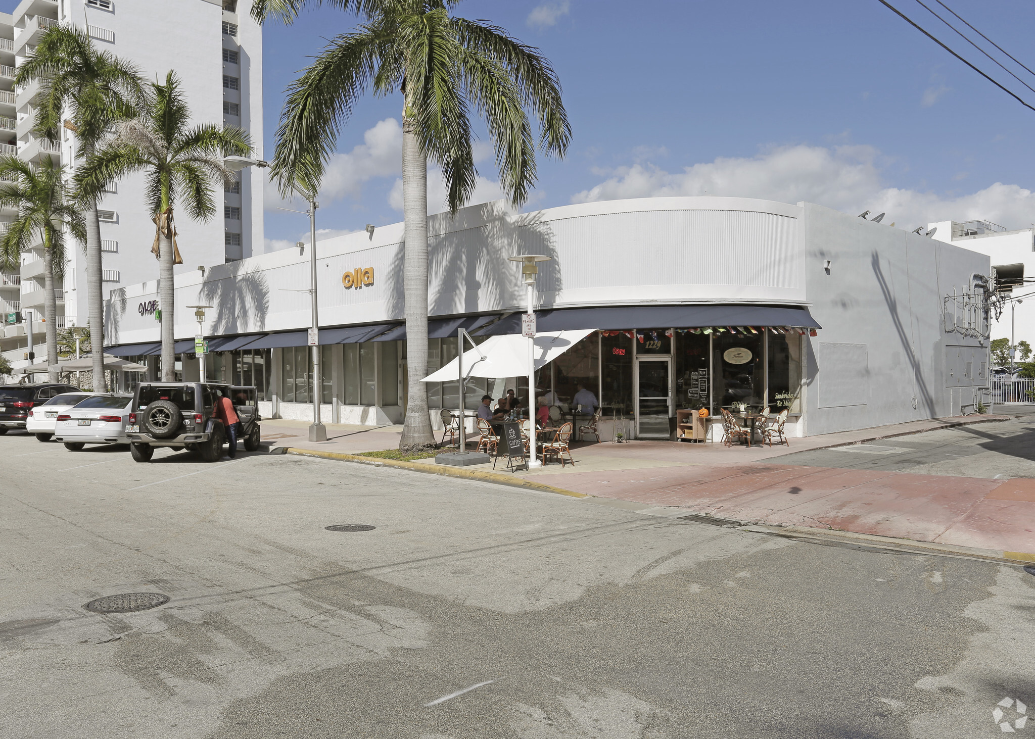 1235-1245 Lincoln Rd, Miami Beach, FL for sale Primary Photo- Image 1 of 1