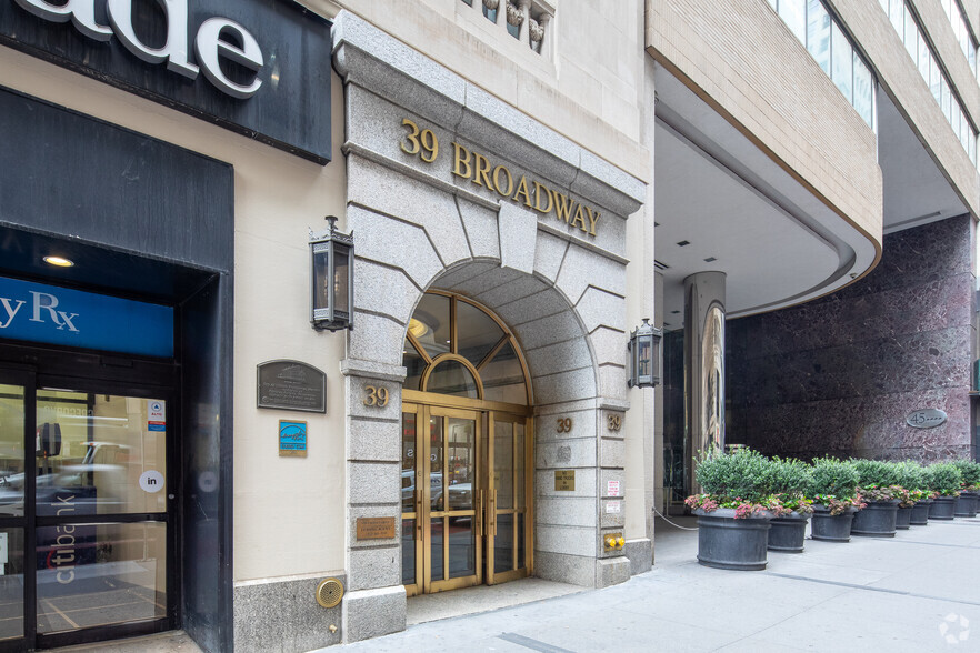 39 Broadway, New York, NY for lease - Building Photo - Image 3 of 12