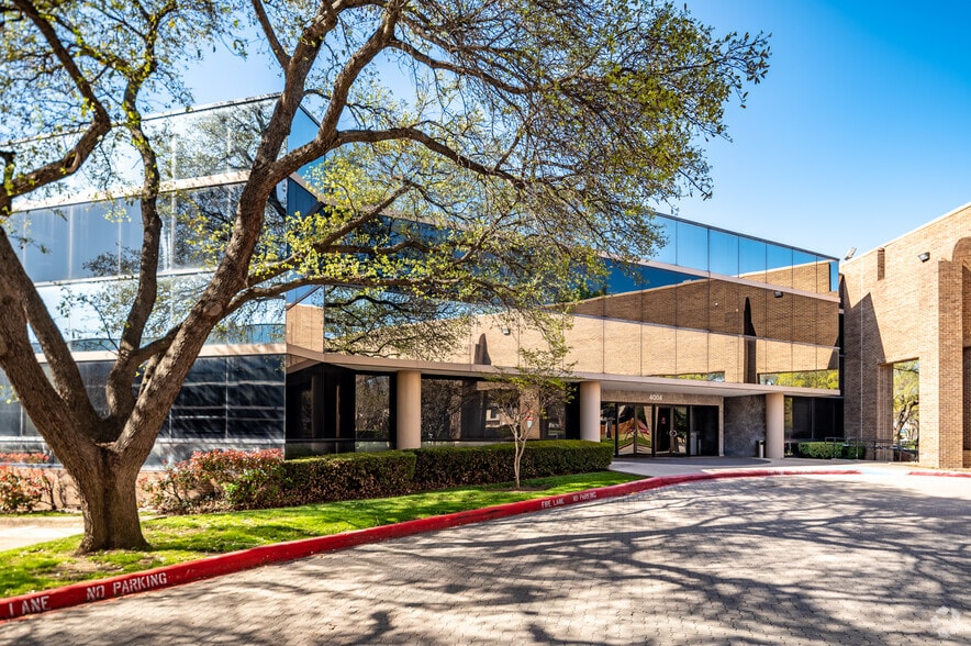 4004 Belt Line Rd, Addison, TX for lease - Building Photo - Image 1 of 36