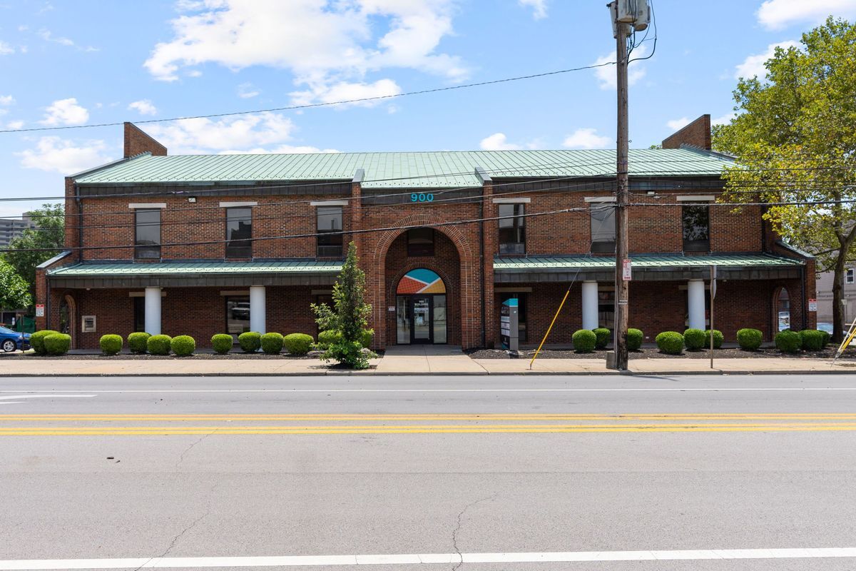 900 W Market St, Louisville, KY for sale Building Photo- Image 1 of 26