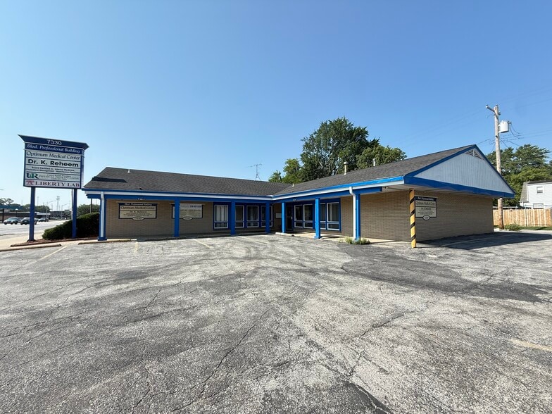 7330 Indianapolis Blvd, Hammond, IN for lease - Building Photo - Image 1 of 17