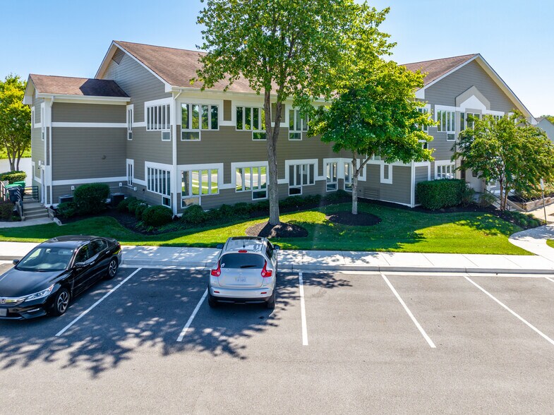 14409 Greenview Dr, Laurel, MD 20708 20th Hole Bldg