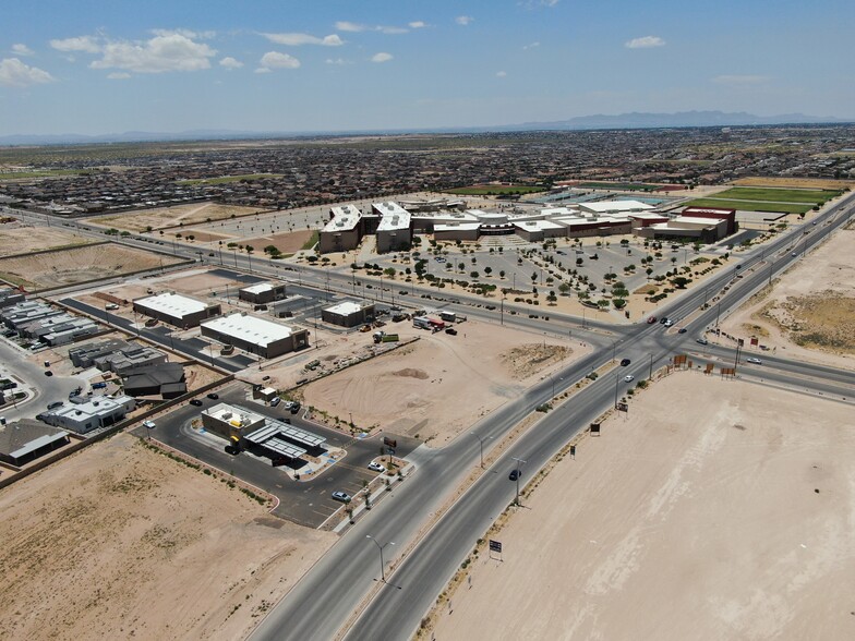 Pebble Hills Blvd, El Paso, TX for lease - Building Photo - Image 2 of 3