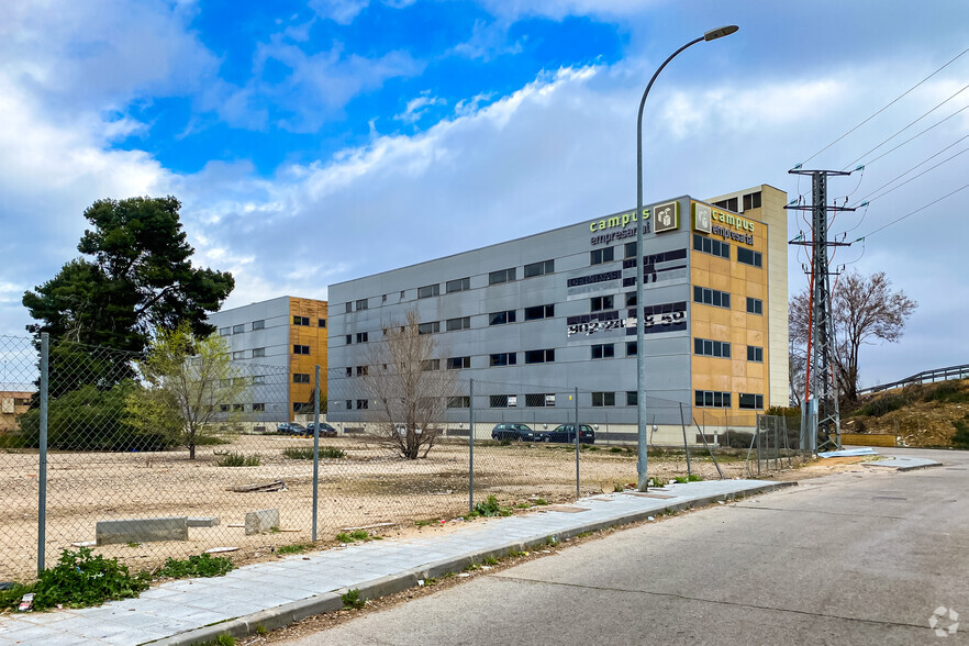 Calle Francisco Aritio, 164, Guadalajara, Guadalajara for sale - Primary Photo - Image 1 of 4