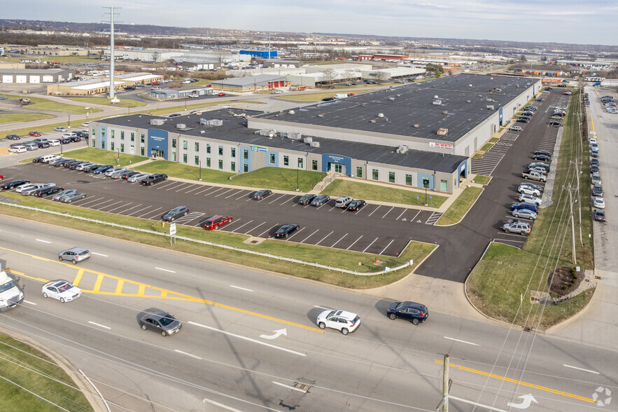 9900-9970 Princeton Glendale Rd, Cincinnati, OH for lease - Aerial - Image 2 of 7