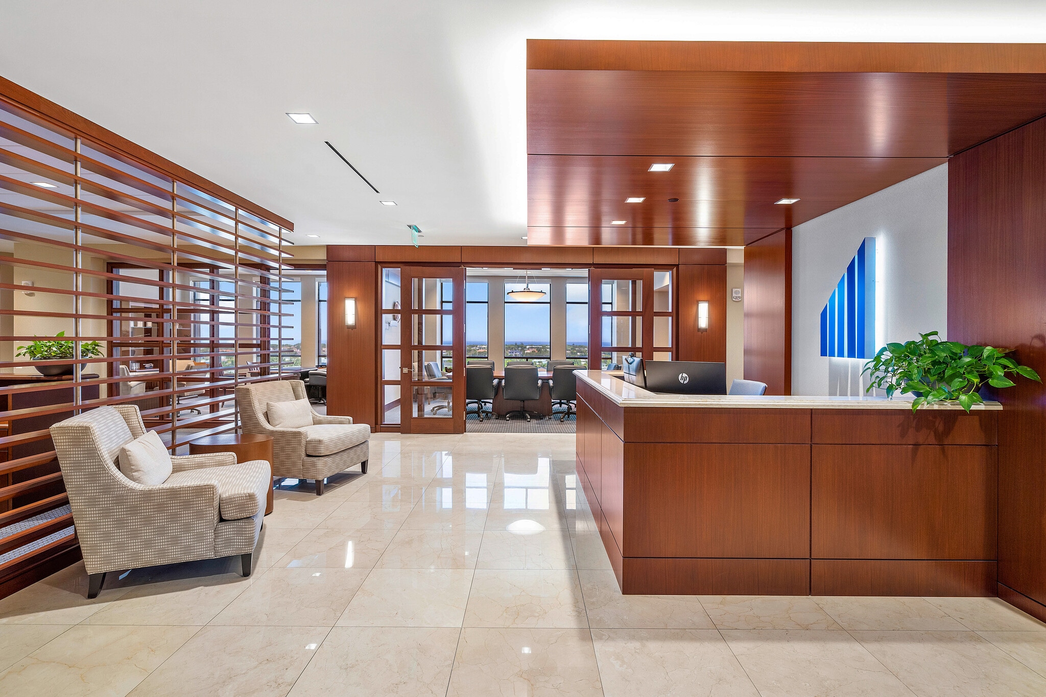 225 NE Mizner Blvd, Boca Raton, FL for lease Interior Photo- Image 1 of 8