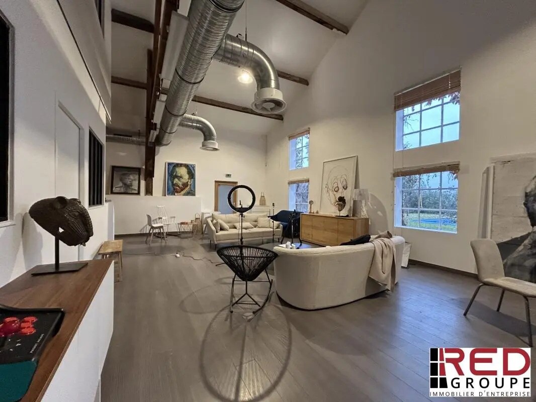 Office in Aix-en-Provence for lease Interior Photo- Image 1 of 7