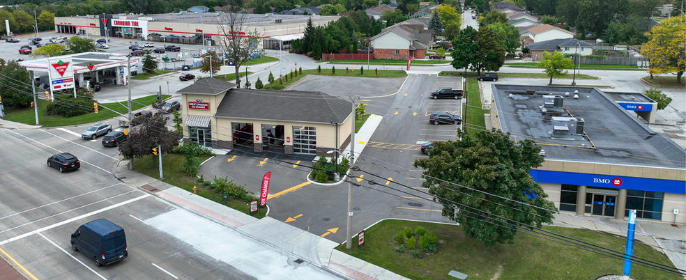 8025 Tecumseh Rd E, Windsor, ON for lease - Building Photo - Image 2 of 5