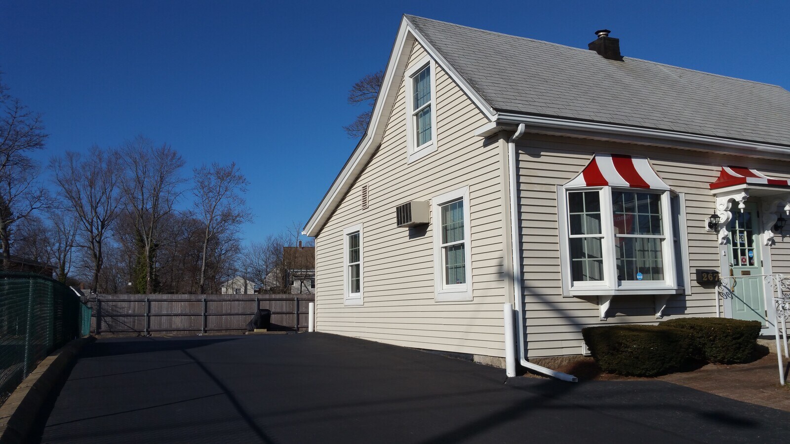 267 Washington St, Weymouth, MA 02188