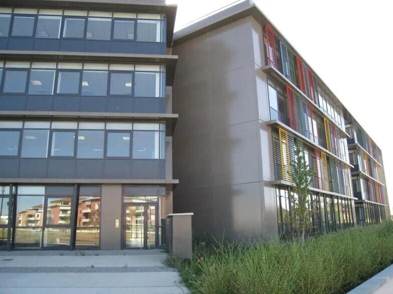 Office in Colomiers for lease - Building Photo - Image 3 of 28