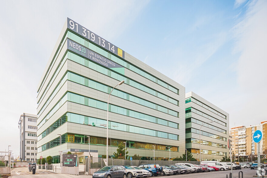 Avenida de Manoteras, 20D, Madrid, Madrid for lease - Primary Photo - Image 1 of 3