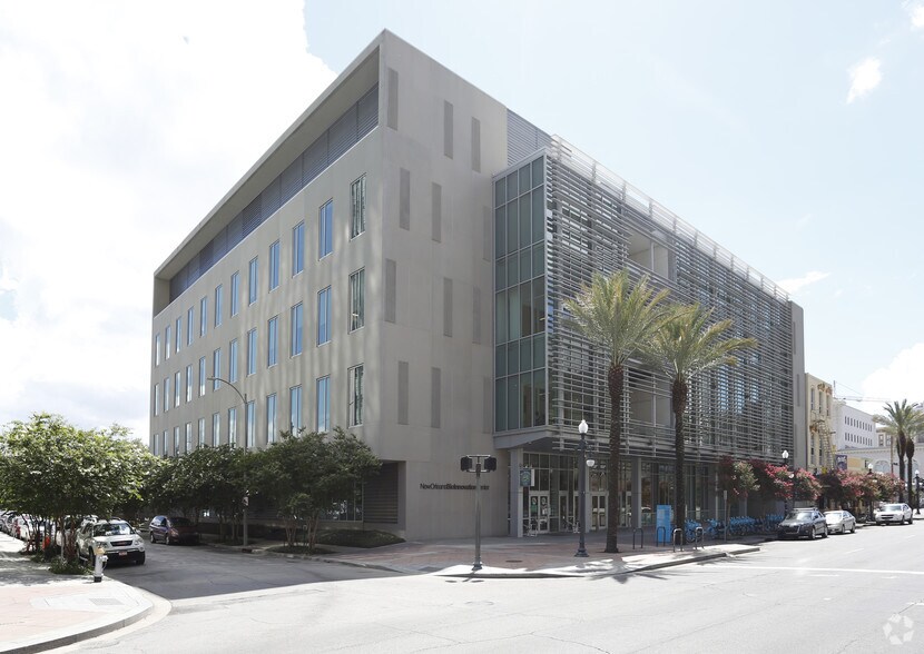 1441 Canal St, New Orleans, LA for sale - Primary Photo - Image 1 of 1
