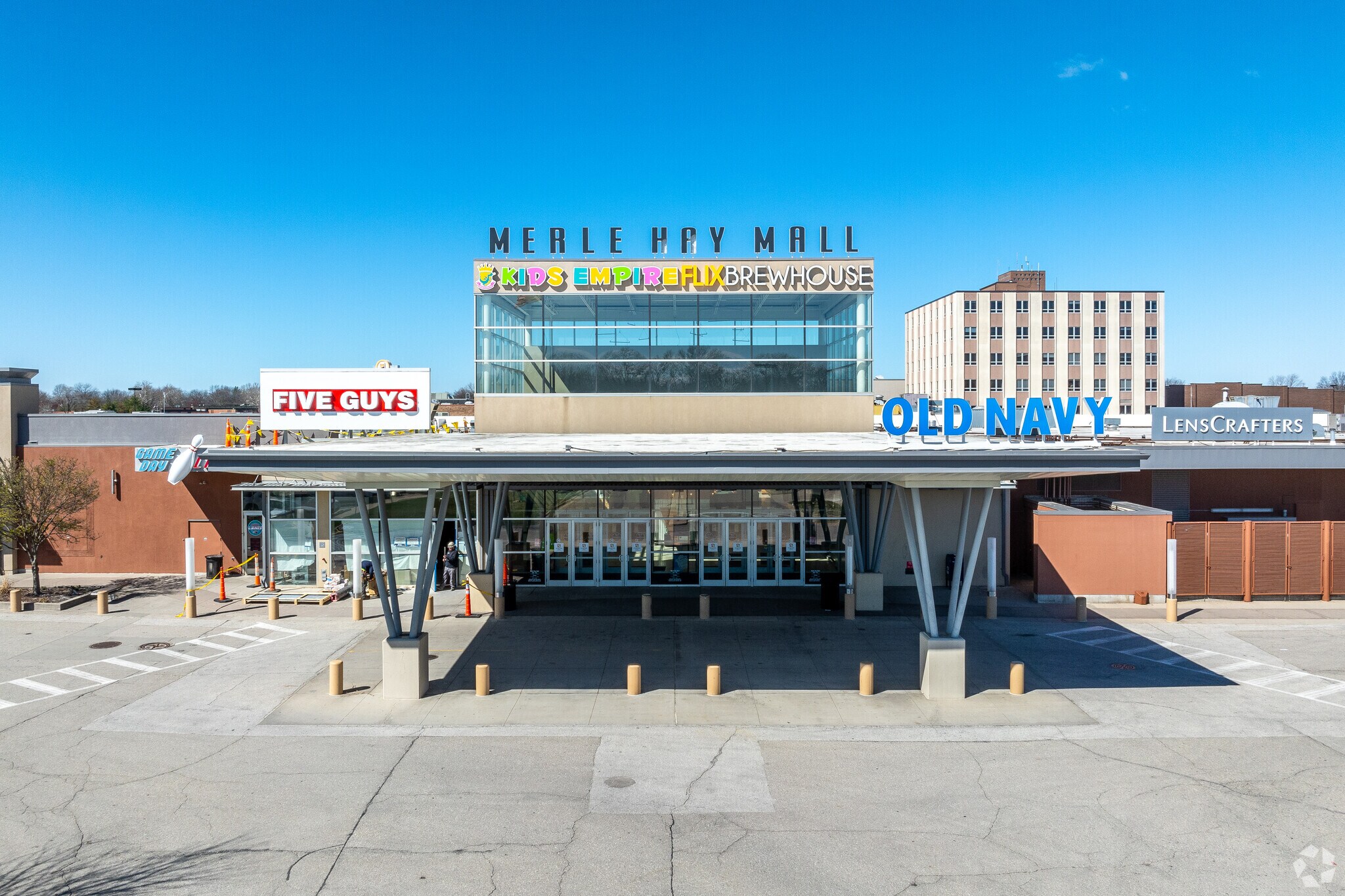 3800 Merle Hay Rd, Des Moines, IA for sale Building Photo- Image 1 of 1