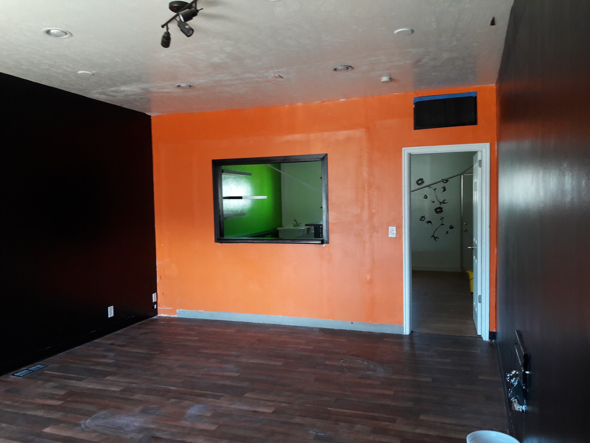 7696 Maple St, Midvale, UT for sale Primary Photo- Image 1 of 1