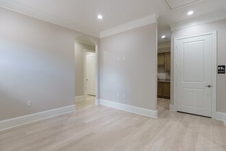 12406 Spring Cypress Rd, Tomball, TX for lease Interior Photo- Image 2 of 29