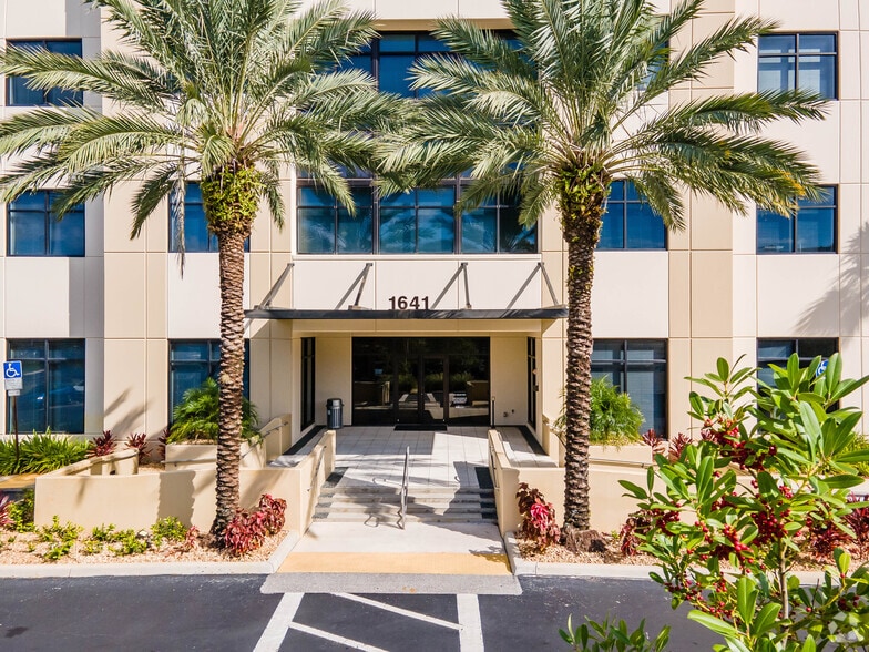 1641 Worthington Rd, West Palm Beach, FL for lease - Building Photo - Image 3 of 22