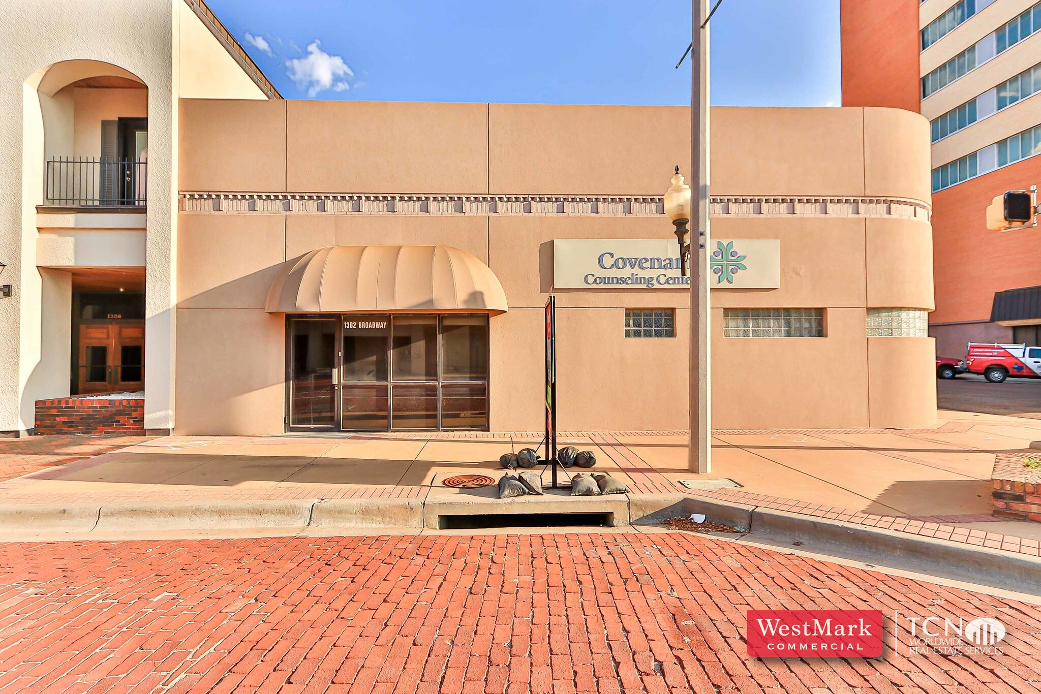 1302 Broadway St, Lubbock, TX for sale Building Photo- Image 1 of 1
