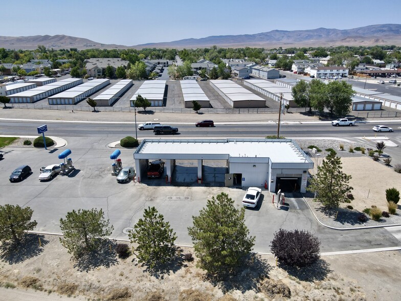 380-400 E Main St, Fernley, NV for sale - Building Photo - Image 3 of 9