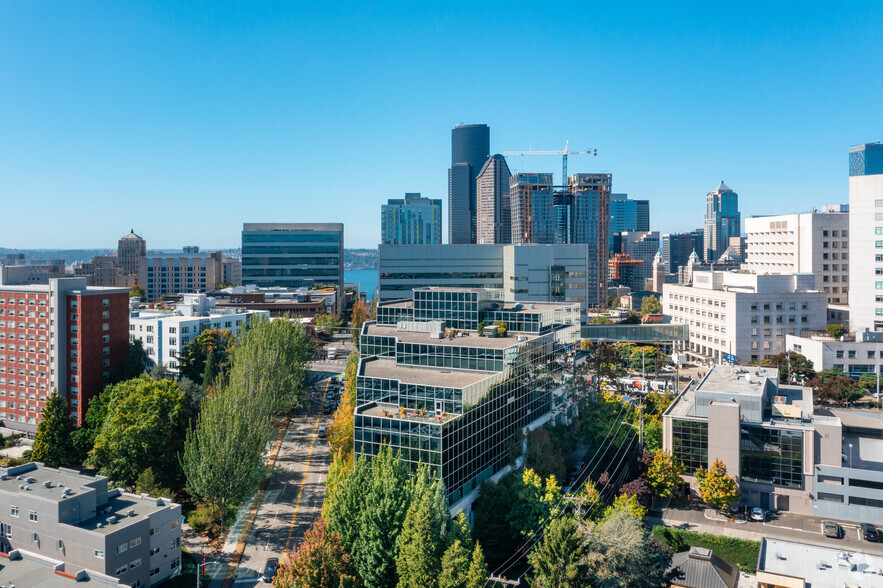 600 Broadway, Seattle, WA for lease - Building Photo - Image 2 of 10