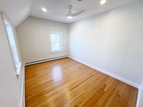 868-870 Boston Post Rd, Darien, CT for lease Interior Photo- Image 2 of 5