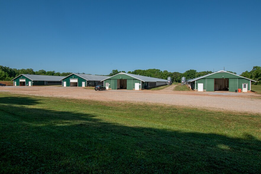 802 Highway 5, Roopville, GA 30170