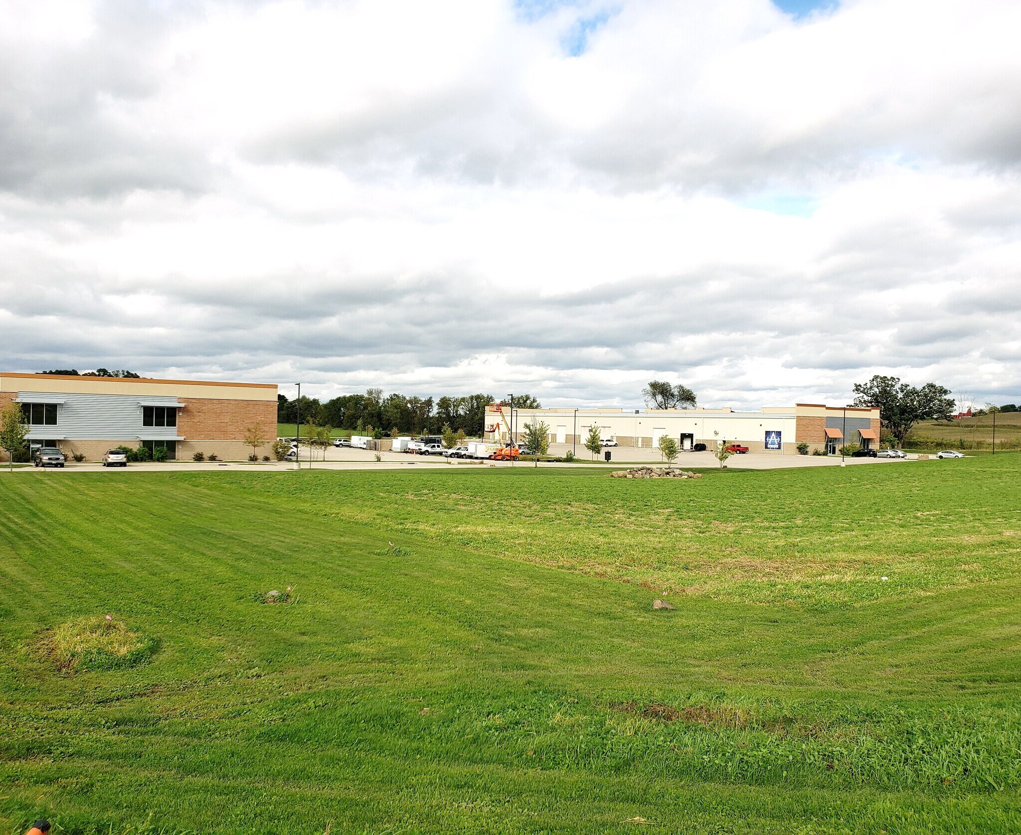 807 Liberty Dr, Verona, WI for sale Building Photo- Image 1 of 1