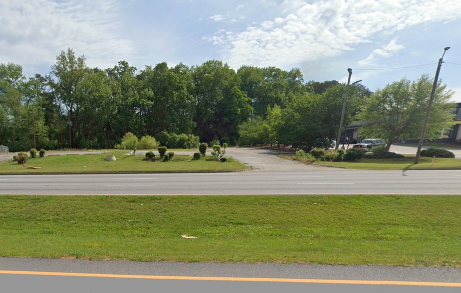 7882 Tara Blvd, Jonesboro, GA for sale - Building Photo - Image 3 of 6