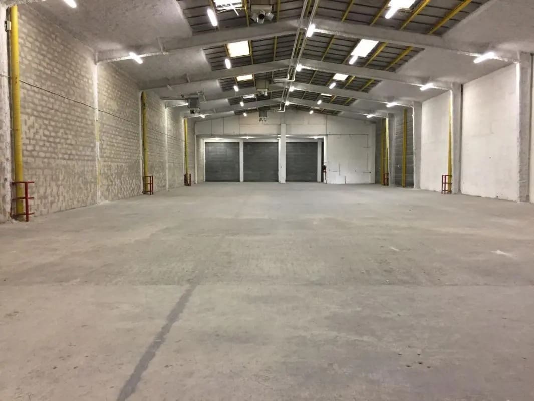 Industrial in Garges-lès-Gonesse for lease Interior Photo- Image 1 of 5