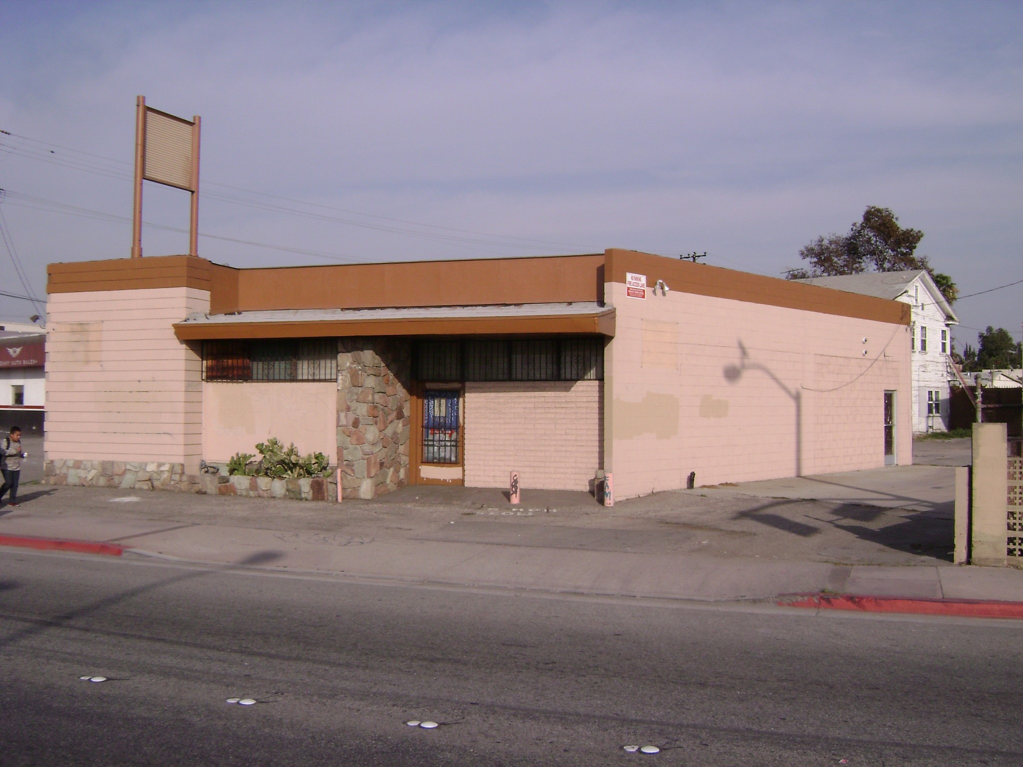 8216 Atlantic Ave, Cudahy, CA for sale Primary Photo- Image 1 of 1