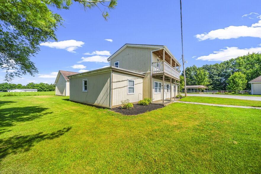 91 Grand Valley Ave, Orwell, OH for lease - Building Photo - Image 3 of 5