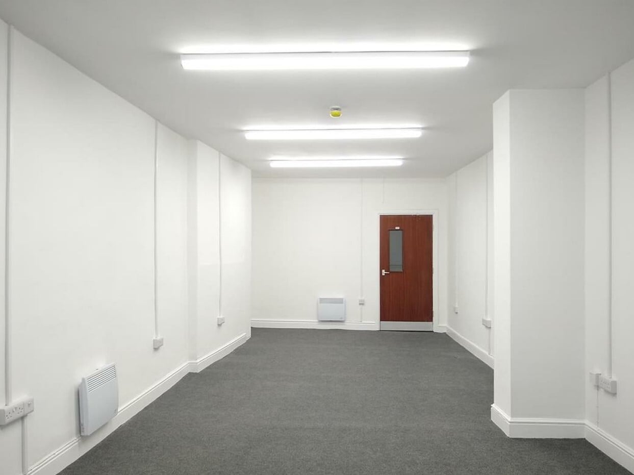 4-6 Queen St, Carmarthen for lease Interior Photo- Image 1 of 2