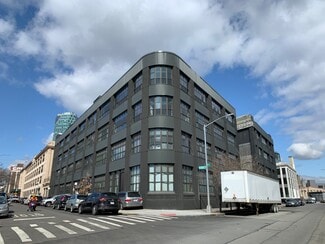 More details for 47-61 Pearson Pl, Long Island City, NY - Industrial for Lease