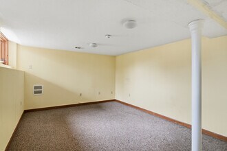 131 Main St, Hatfield, MA for lease Interior Photo- Image 2 of 3