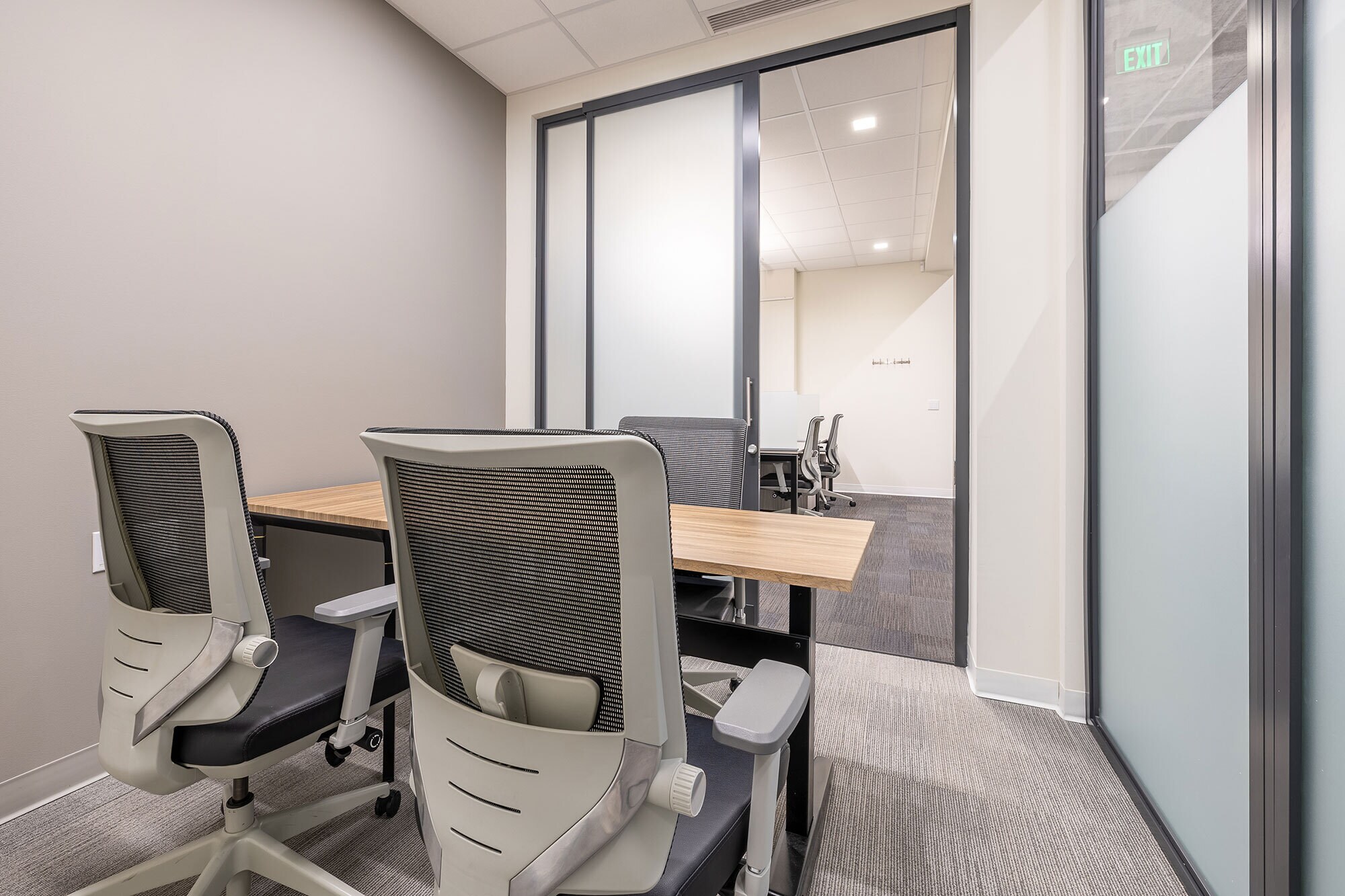 121 Perimeter Ctr W, Atlanta, GA for lease Interior Photo- Image 1 of 3