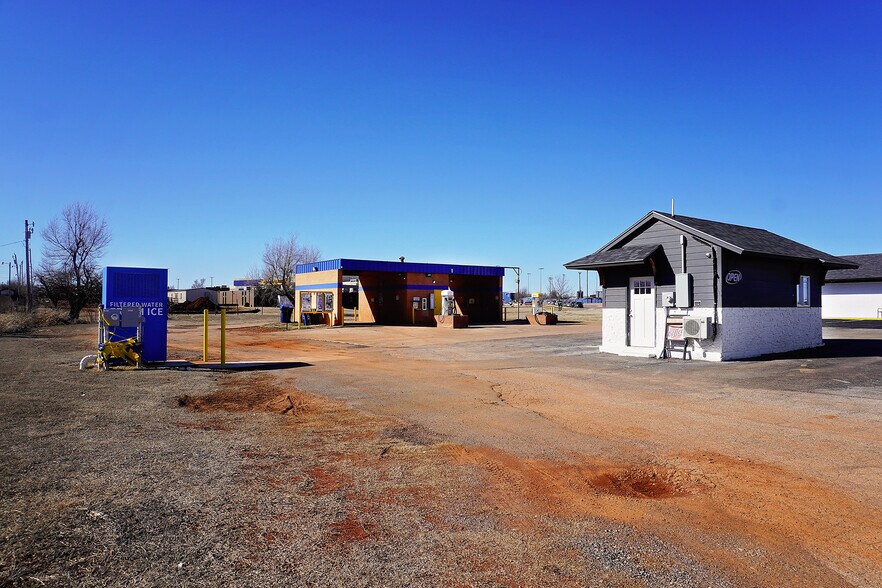 705 Piedmont Road North, Piedmont, OK for sale - Primary Photo - Image 1 of 14
