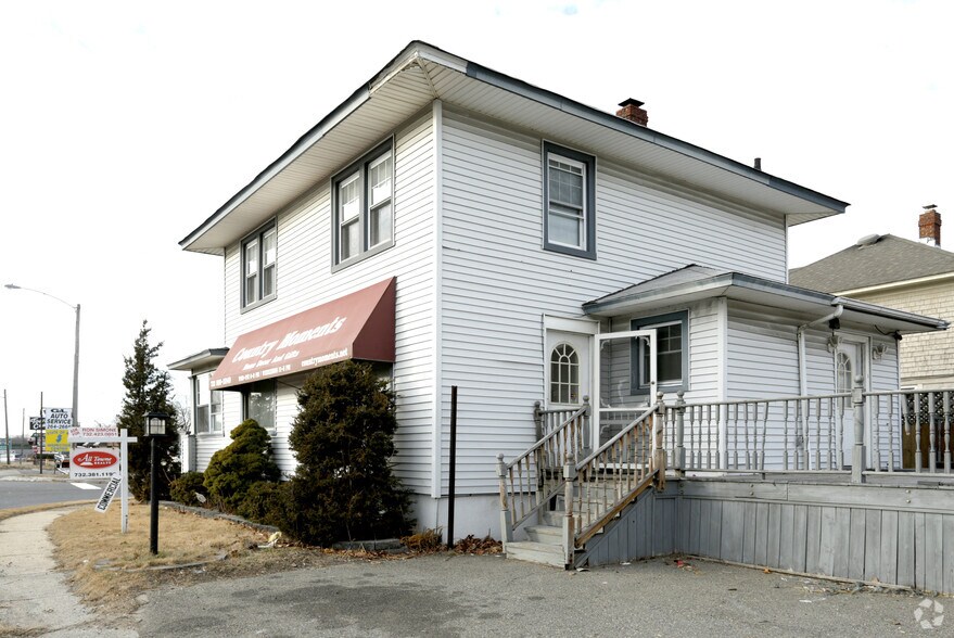 173 Chingarora Ave, Keyport, NJ for sale - Primary Photo - Image 1 of 1