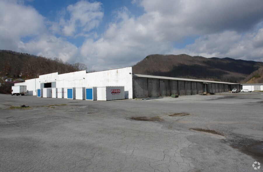 147 Warehouse St, er City, VA, 24290 Industrial Space For Lease