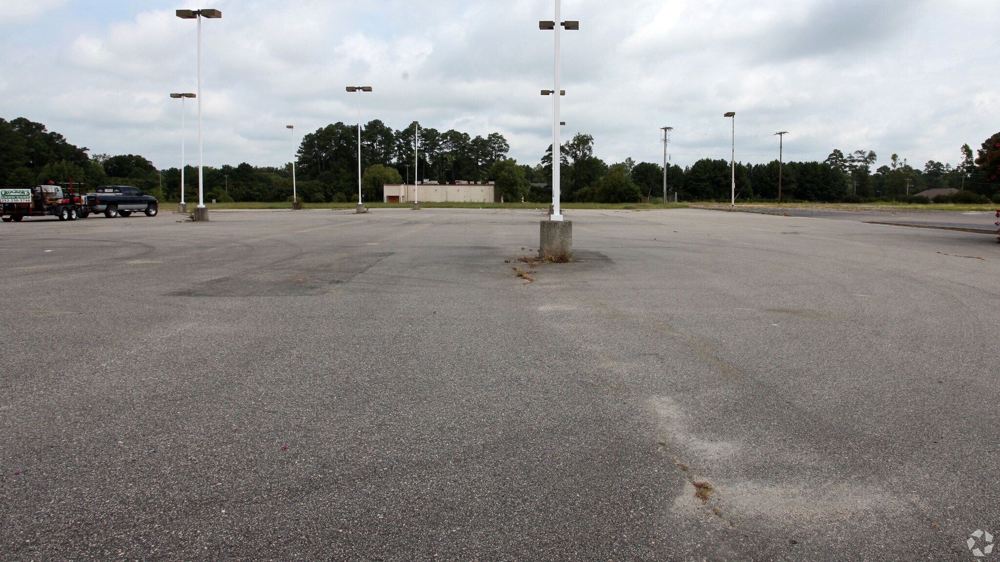1800 S Tarboro St, Wilson, NC for sale Primary Photo- Image 1 of 1