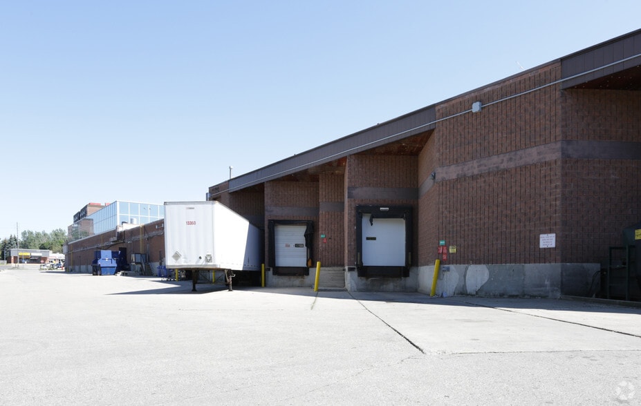 94 Bridgeport Rd E, Waterloo, ON for lease - Building Photo - Image 2 of 4