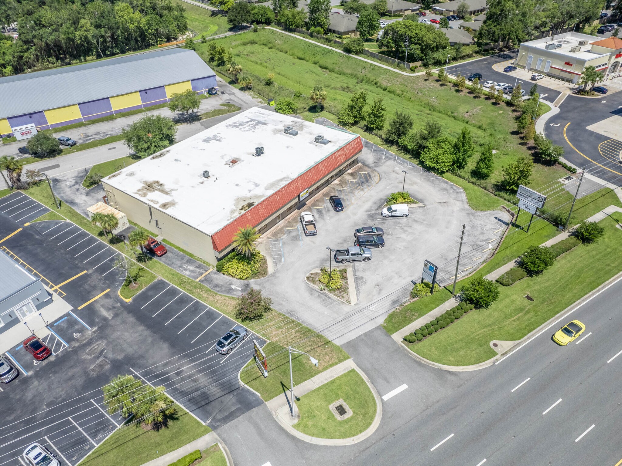 Bravo Supermarkets Florida 436 Casselberry Fl 1095 SR 436, Casselberry, FL 32707 - 12,825+/- SF Retail Bldg with