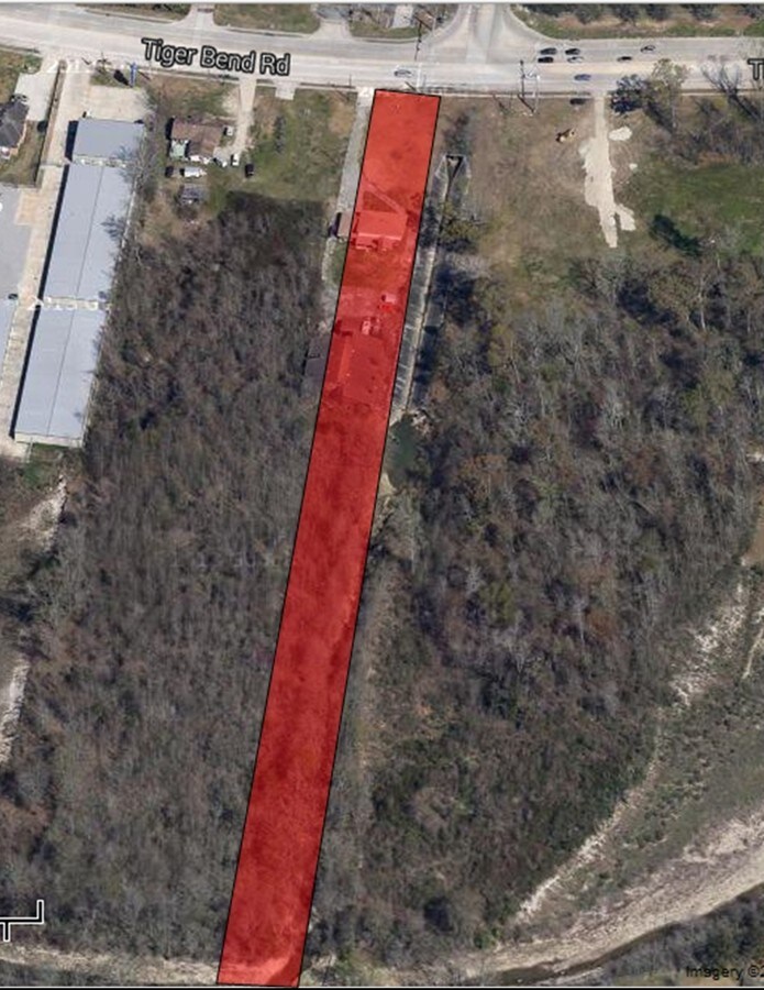 14866 Tiger Bend Rd, Baton Rouge, LA 70817