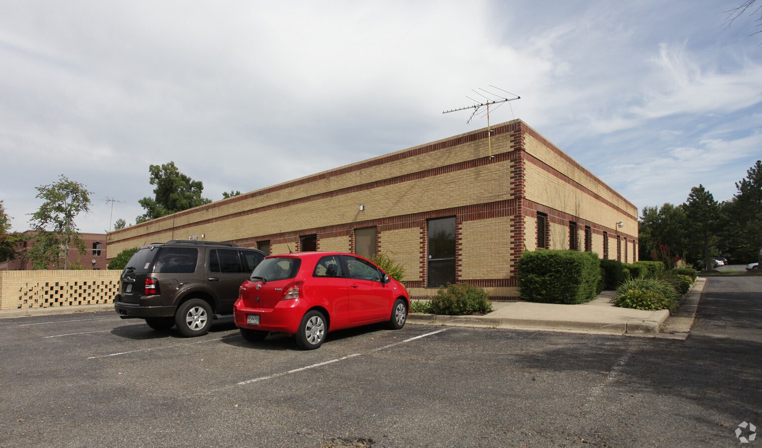 6 Post Office Rd, Waldorf, MD 20602