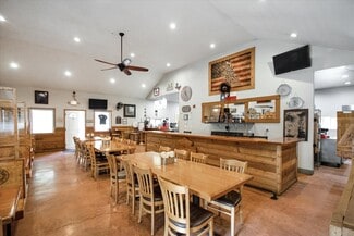 More details for 3710 Waterwood Pass, Elmendorf, TX - Retail for Sale