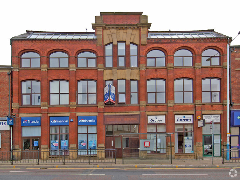 7-9 King St, Oldham for lease - Primary Photo - Image 1 of 1