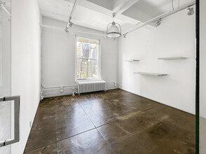 306 W 38th St, New York, NY for lease Interior Photo- Image 2 of 8