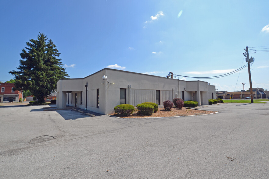 4820 W Main St, Belleville, IL for sale - Building Photo - Image 1 of 1