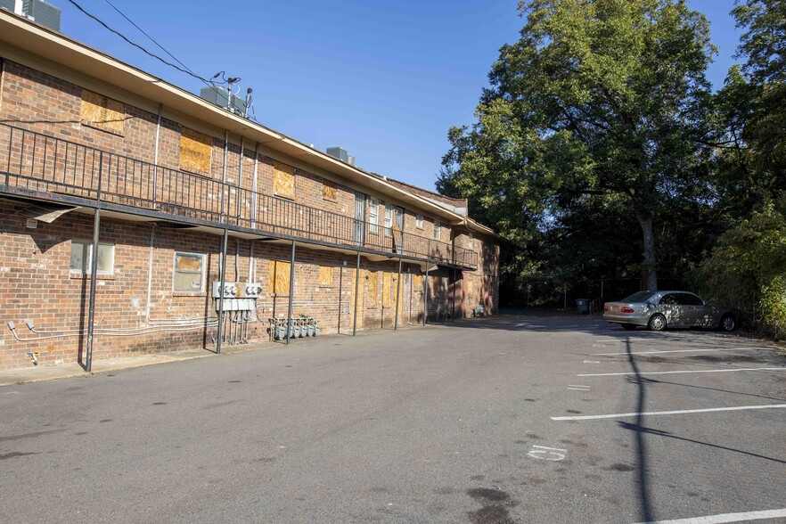 1716 Dupont Ave, Memphis, TN for sale - Building Photo - Image 2 of 17