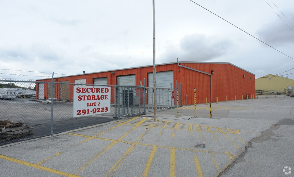 106 E 34th Ave, Bellevue, NE for sale - Primary Photo - Image 1 of 1